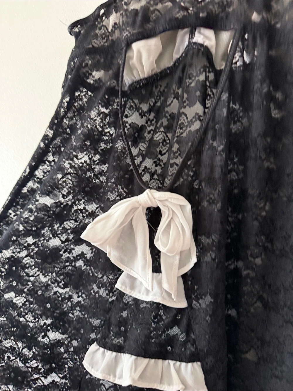 In Bloom by Jonquil Black Lace Ruffle Babydoll Chemise Nightgown Vintage Vibe